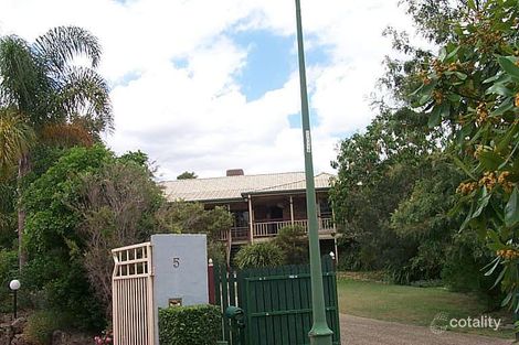 3 Rees Way, Brookfield, QLD 4069