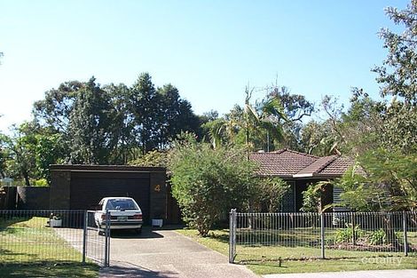 4 Karawatha Dr, Mountain Creek, QLD 4557