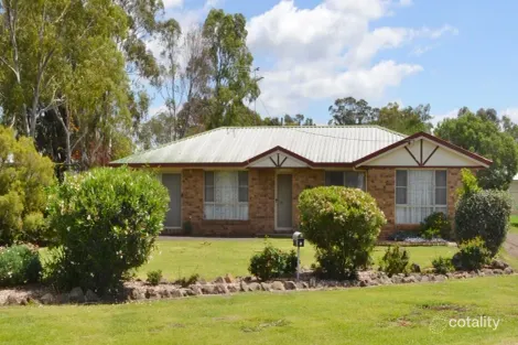 5 Hadley St, Pittsworth, QLD 4356
