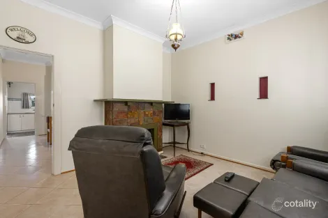 Property photo of 31 Main Street Pine Point SA 5571