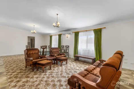 Property photo of 31 Main Street Pine Point SA 5571