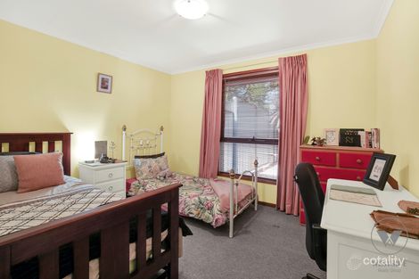 Property photo of 3 Queensbury Way Werribee VIC 3030