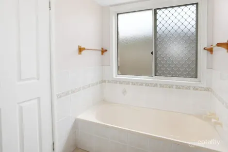 Property photo of 8 Wattle Drive Yamba NSW 2464