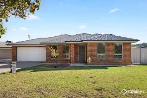 Property photo of 48 Cornwall Avenue Hamilton Valley NSW 2641