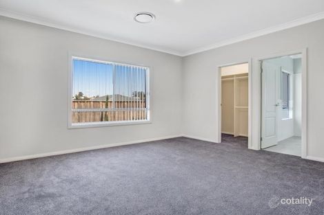 Property photo of 1/69 McKeachie Drive Aberglasslyn NSW 2320