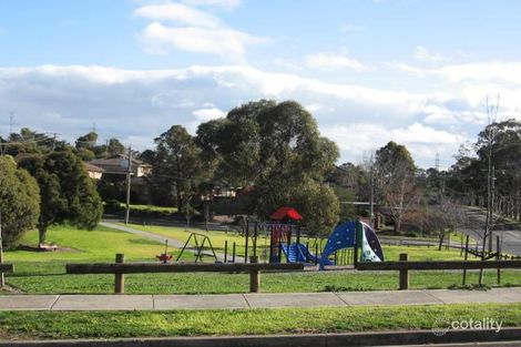 2 Worthing Ave, Doncaster East, VIC 3109