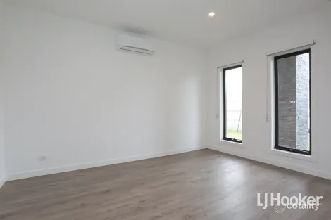 Property photo of 1/1 Silvan Court Werribee VIC 3030