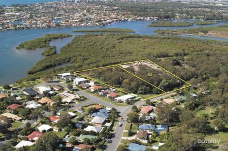 92-94 Crescent Ave, Hope Island, QLD 4212