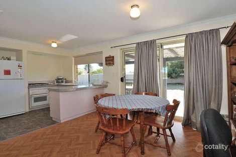 Property photo of 25 Serenoa Court Warnbro WA 6169