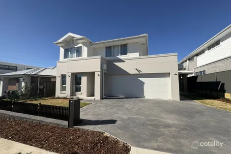 5 Albert St, Oran Park, NSW 2570