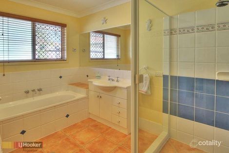 Property photo of 8 Clembury Place Calamvale QLD 4116