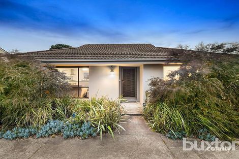 Property photo of 2/17 Barilla Road Moorabbin VIC 3189