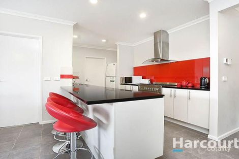Property photo of 20 Vanin Street Wollert VIC 3750