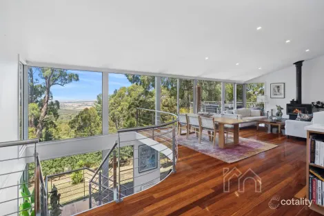 Property photo of 23 Green Avenue Mount Macedon VIC 3441