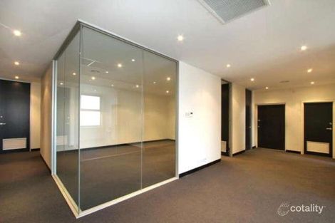 146-148 Thistlethwaite St, South Melbourne, VIC 3205