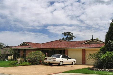 4 Finch Cl, Cameron Park, NSW 2285