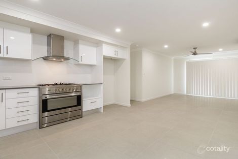Property photo of 39 Pepper Tree Drive Holmview QLD 4207