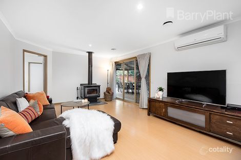Property photo of 19 County Drive Berwick VIC 3806