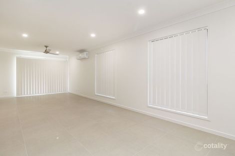 Property photo of 39 Pepper Tree Drive Holmview QLD 4207