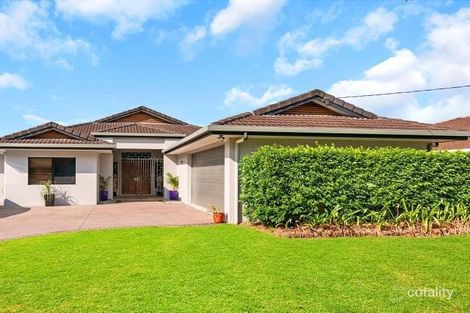 Property photo of 72 Koppen Terrace Mooroobool QLD 4870