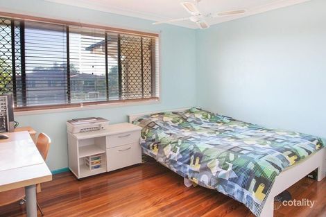 Property photo of 42 Salandra Street Mansfield QLD 4122