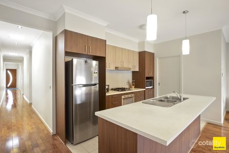 Property photo of 1/5 Greenleaf Circuit Tarneit VIC 3029
