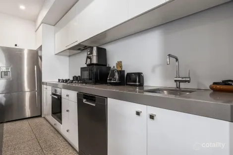 Property photo of 2/33 James Street Windsor VIC 3181