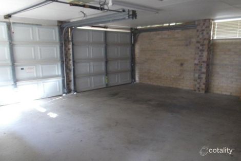 Property photo of 28 Akoonah Street Hope Island QLD 4212