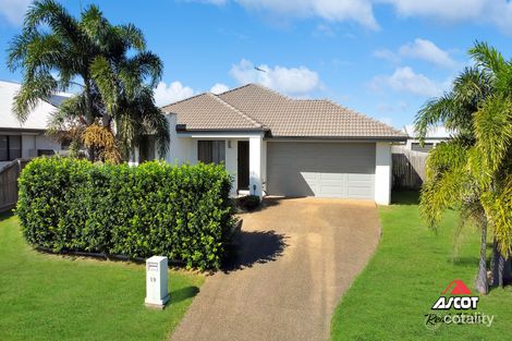 Property photo of 19 Longview Street Ashfield QLD 4670