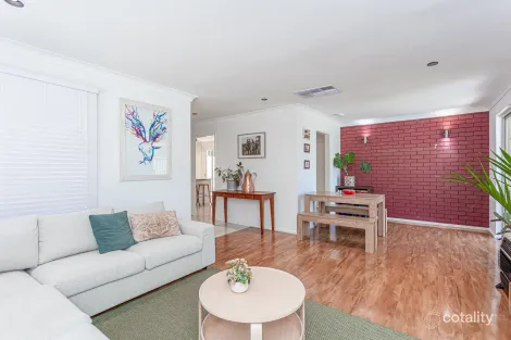 Property photo of 40 Vista Close Edgewater WA 6027