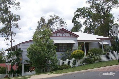 1 Settlers Cct, Forest Lake, QLD 4078