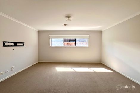 Property photo of 22 Waterway Boulevard Weir Views VIC 3338