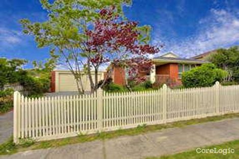 Property photo of 87 James Cook Drive Endeavour Hills VIC 3802