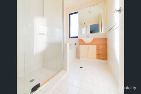 Property photo of 2/18 Ewan Street Southport QLD 4215