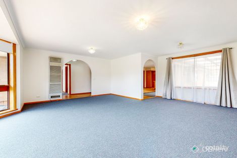 Property photo of 9 Lena Place Carrum Downs VIC 3201