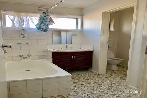 4/3 Islington St, Sunshine, VIC 3020