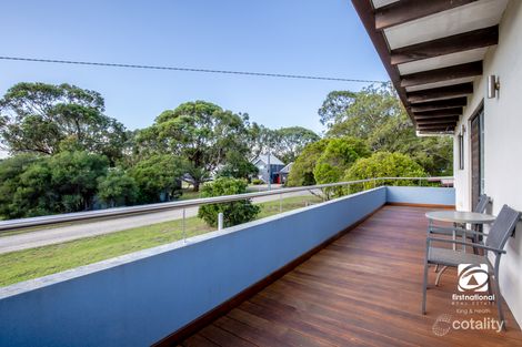 Property photo of 21 Seventh Parade Raymond Island VIC 3880