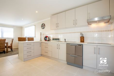 Property photo of 21 Seventh Parade Raymond Island VIC 3880