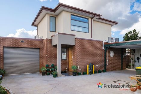 2/56 Andrew Rd, St Albans, VIC 3021