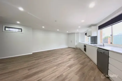 Property photo of 9 Bramble Place Macquarie Fields NSW 2564