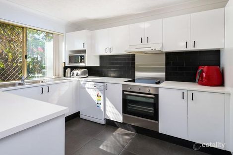 Property photo of 5/35-37 Huth Street Labrador QLD 4215