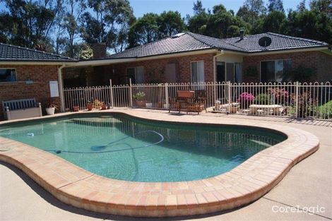 Property photo of 14 Lester Close Wattle Ponds NSW 2330