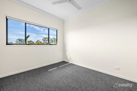 Property photo of 17 Panorama Court Glen Eden QLD 4680