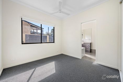 Property photo of 17 Panorama Court Glen Eden QLD 4680