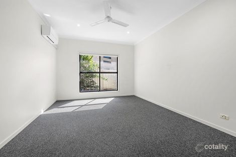 Property photo of 17 Panorama Court Glen Eden QLD 4680