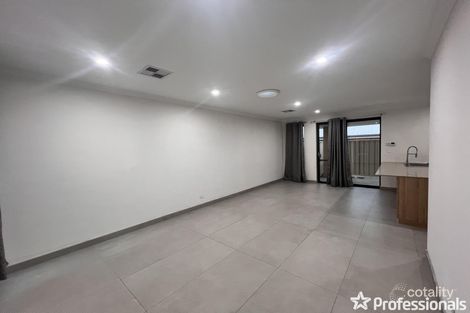 Property photo of 12 Thistle Way Harrisdale WA 6112