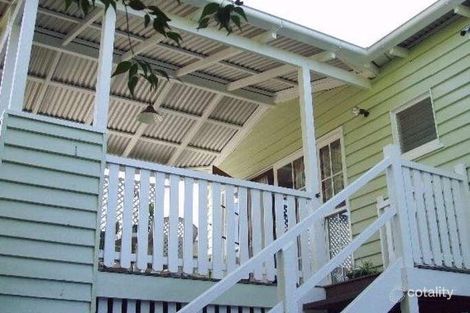 Property photo of 26 Yuletide Street Holland Park West QLD 4121
