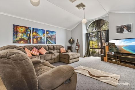 Property photo of 19 Casey Crescent Broadford VIC 3658