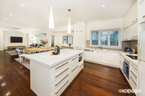 Property photo of 11 Retreat Road Hampton VIC 3188
