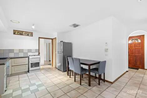 Property photo of 16 Jabiru Court Werribee VIC 3030
